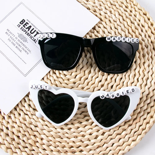 2pcs Bride groom Sunglasses Wedding Decoration Black White Heart