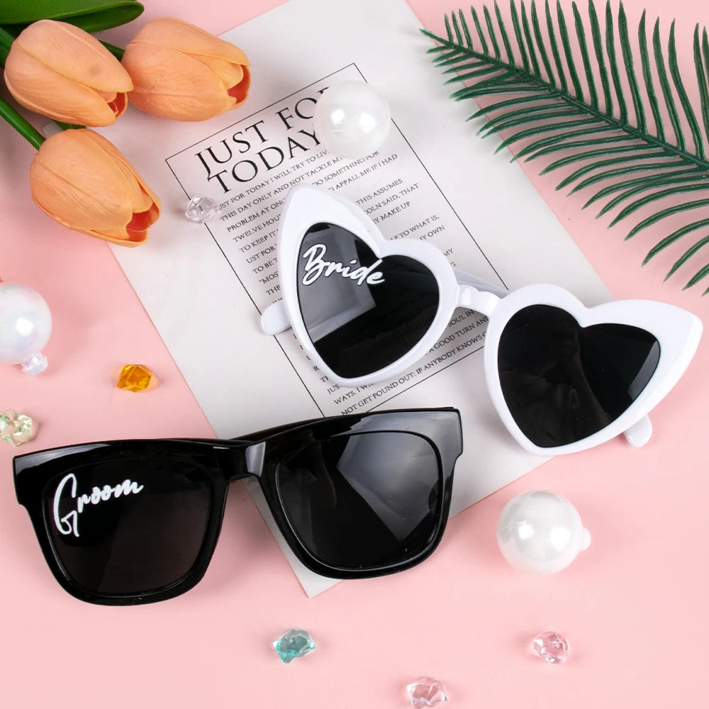 2pcs Bride groom Sunglasses Wedding Decoration Black White Heart